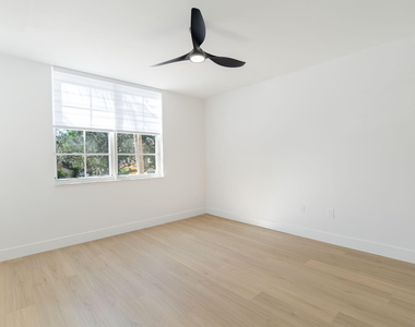 11770 Saint Andrews Place - Photo Thumbnail 11