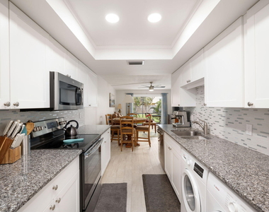 1166 6th Avenue - Photo Thumbnail 1