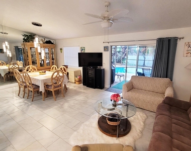 169 Arrowhead Circle - Photo Thumbnail 8