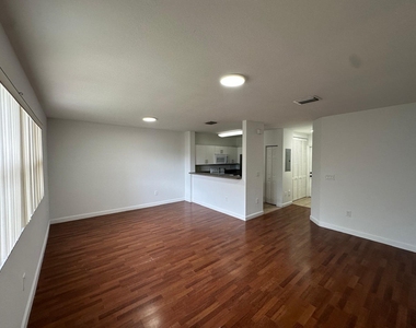 1570 Ne 33 Road - Photo Thumbnail 11
