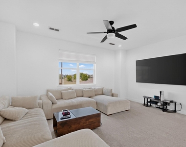 6606 Windward View Drive - Photo Thumbnail 24