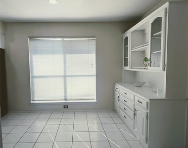 2100 Arlena Drive - Photo Thumbnail 11