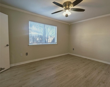 2100 Arlena Drive - Photo Thumbnail 27