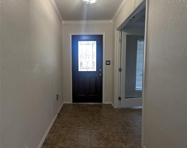 2100 Arlena Drive - Photo Thumbnail 3