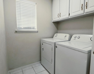 2100 Arlena Drive - Photo Thumbnail 13