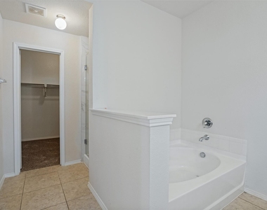 1612 Ringtail Drive - Photo Thumbnail 16