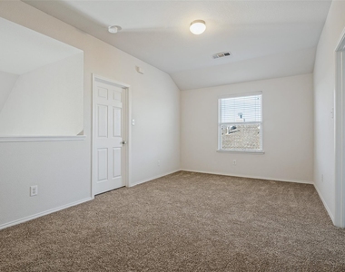1612 Ringtail Drive - Photo Thumbnail 14