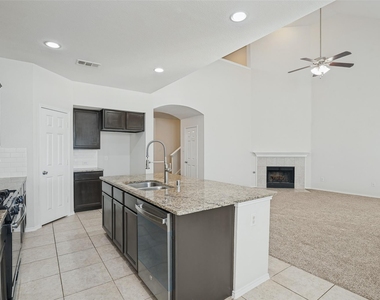 1612 Ringtail Drive - Photo Thumbnail 7