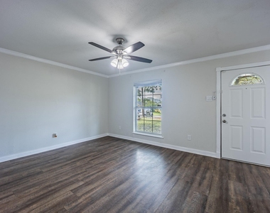 2652 Bluebird Lane - Photo Thumbnail 4