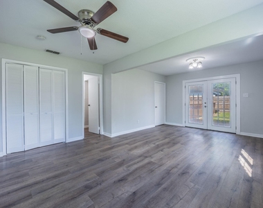 2652 Bluebird Lane - Photo Thumbnail 12