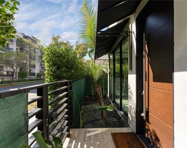 9171 W 3rd Street - Photo Thumbnail 50