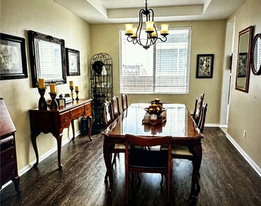 33810 Summit View - Photo Thumbnail 4