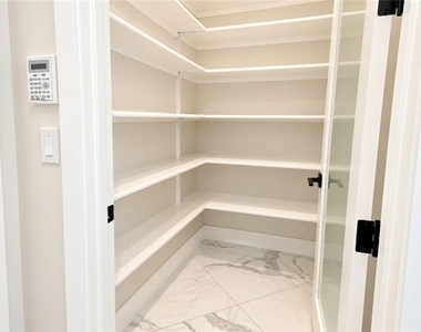 14659 Mccormick Street - Photo Thumbnail 23