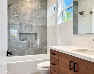 14659 Mccormick Street - Photo Thumbnail 32