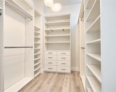 14659 Mccormick Street - Photo Thumbnail 27
