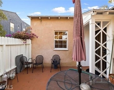 1283 S Dunsmuir Avenue - Photo Thumbnail 27