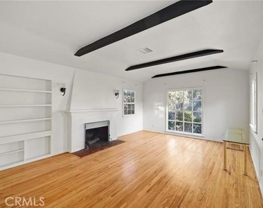 1283 S Dunsmuir Avenue - Photo Thumbnail 4