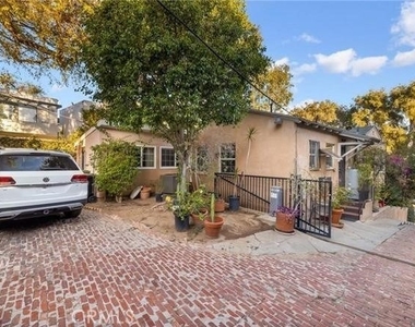 1283 S Dunsmuir Avenue - Photo Thumbnail 28