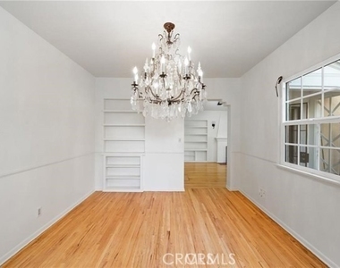 1283 S Dunsmuir Avenue - Photo Thumbnail 6