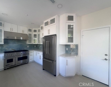14642 Elm - Photo Thumbnail 3