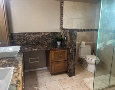 10485 La Sombra Avenue - Photo Thumbnail 13