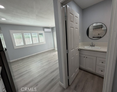 17536 Sherbrook - Photo Thumbnail 16