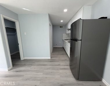 17536 Sherbrook - Photo Thumbnail 13