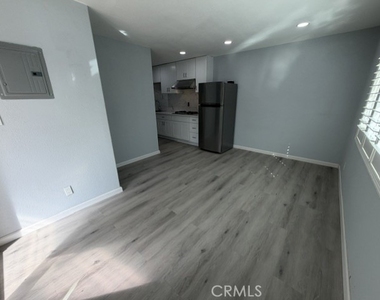 17536 Sherbrook - Photo Thumbnail 10