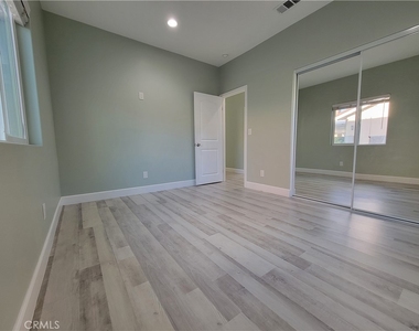 13455 Ontario Dr - Photo Thumbnail 12