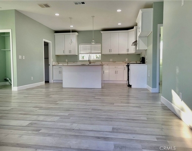 13455 Ontario Dr - Photo Thumbnail 17