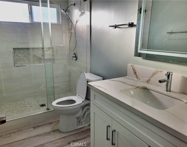 13455 Ontario Dr - Photo Thumbnail 16