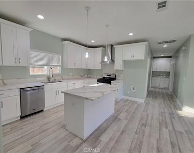 13455 Ontario Dr - Photo Thumbnail 1