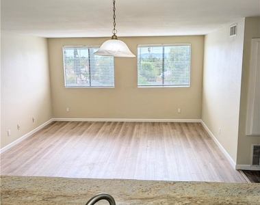 17330 Chatsworth Street - Photo Thumbnail 6