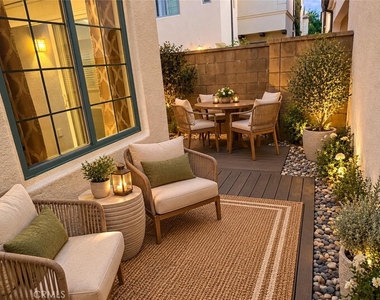 104 Strawberry Grove - Photo Thumbnail 3