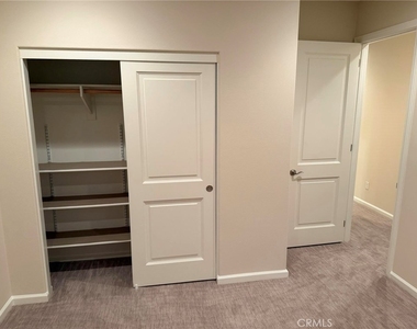 104 Strawberry Grove - Photo Thumbnail 12