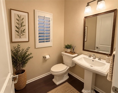104 Strawberry Grove - Photo Thumbnail 5