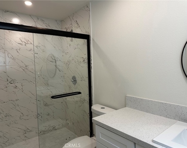 1040 El Camino - Photo Thumbnail 6