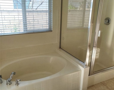 13667 Woodlands Street - Photo Thumbnail 14