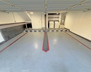 917 W Imperial Highway - Photo Thumbnail 27
