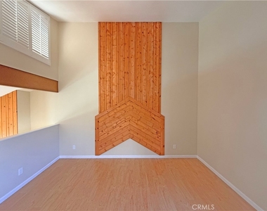 917 W Imperial Highway - Photo Thumbnail 21