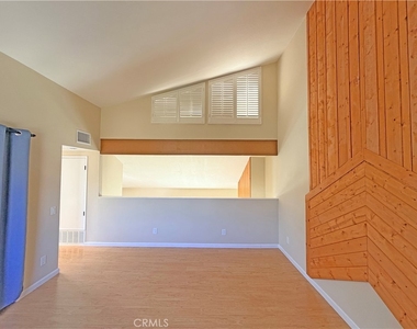 917 W Imperial Highway - Photo Thumbnail 24