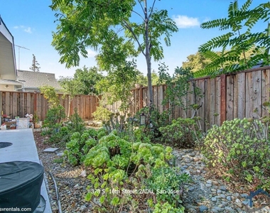 378 S 16th Street - Photo Thumbnail 12