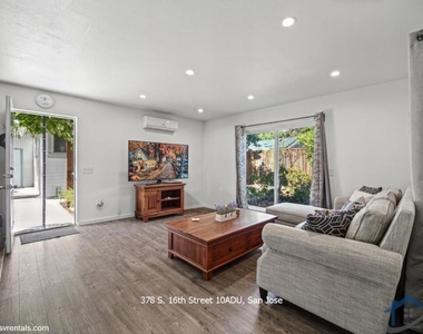 378 S 16th Street - Photo Thumbnail 4