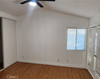 11265 Drake Street - Photo Thumbnail 13