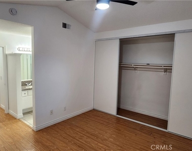 11265 Drake Street - Photo Thumbnail 14