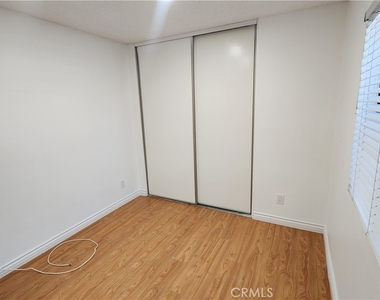 11265 Drake Street - Photo Thumbnail 10