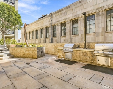 300 E 4th Street - Photo Thumbnail 21