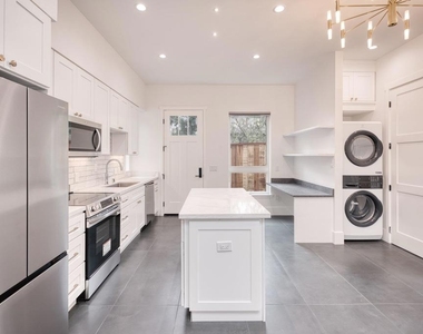 285 Oak Park Lane - Photo Thumbnail 9