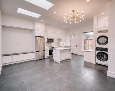 285 Oak Park Lane - Photo Thumbnail 5