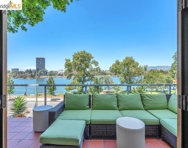 2038 Lakeshore Ave - Photo Thumbnail 26